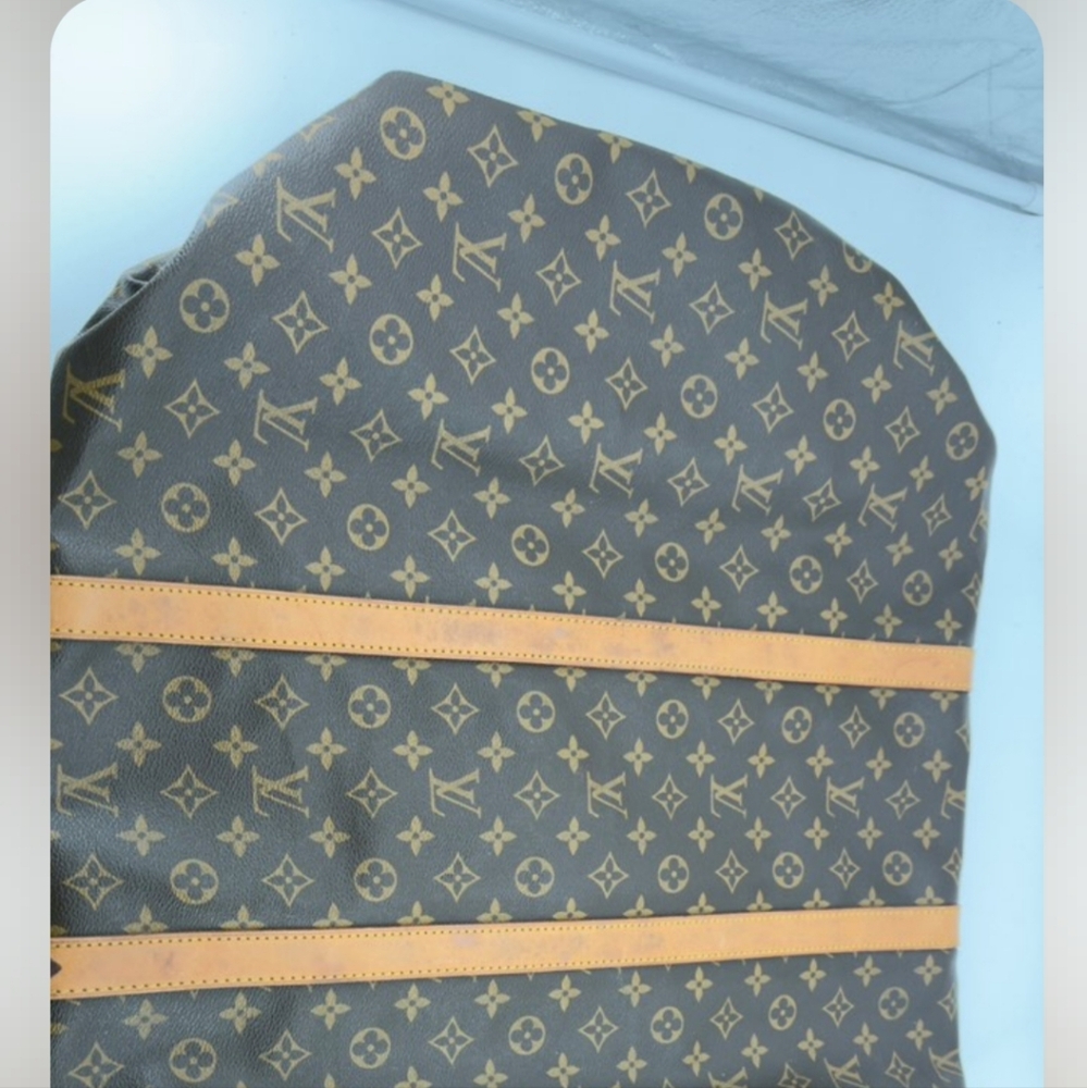 EUC Louis Vuitton Monogram 55 Keepall Bandolier Duffel Bag (No Strap) - Picture 3 of 9